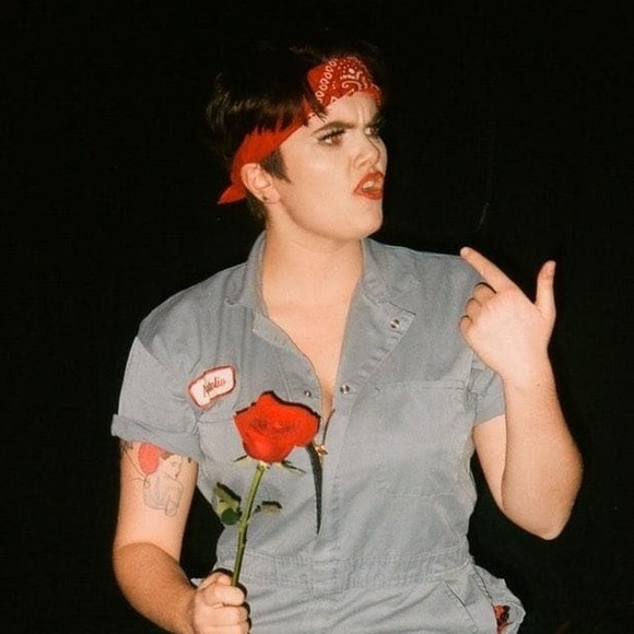 Meet your Posher, Avery - Picture 1 of 1